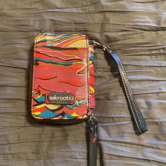 Sakroots Crossbody Purse and Wallet - Picture 9 of 9